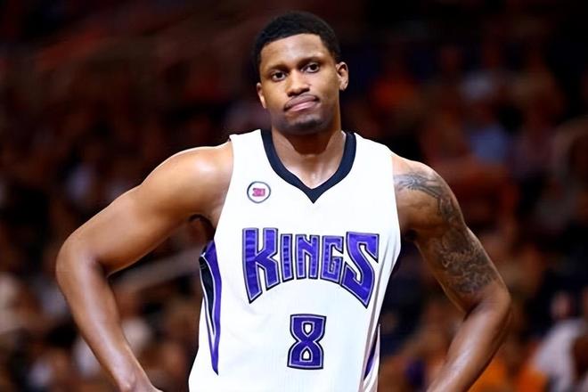 甲首发亮相 甲首发亮相