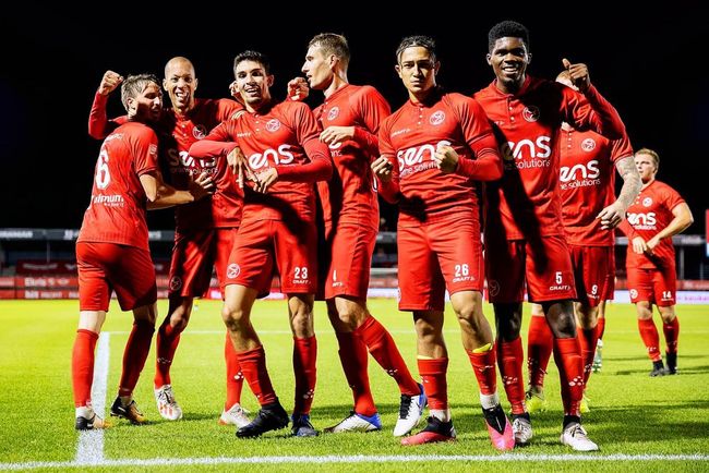 对昔日成就 对昔日成就